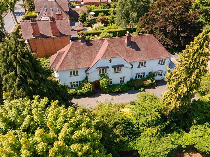 6 Bedroom Detached House To Rent In Warwick Road, Solihull, B91