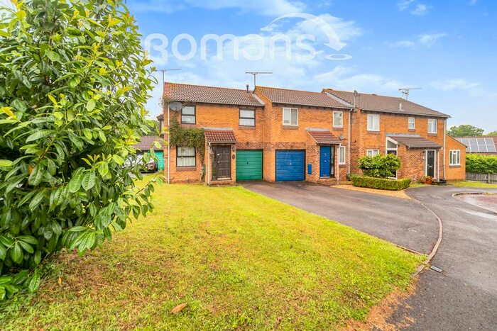 2 Bedroom End Of Terrace House To Rent In Ravenglass Close, Lower Earley, Reading, RG6