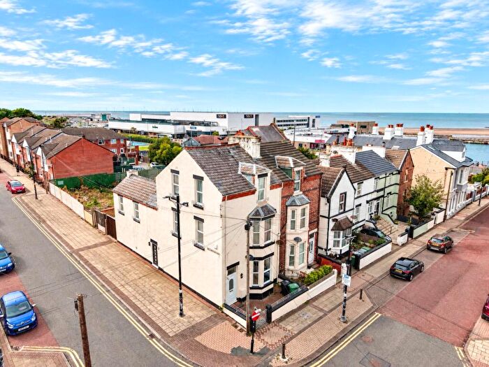 2 Bedroom Apartment For Sale In Wellington Road, New Brighton, Wallasey, CH45