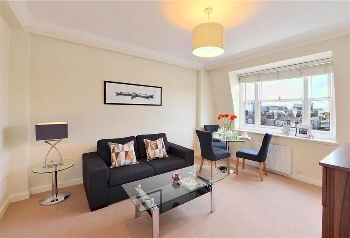 1 Bedroom Flat To Rent In Hill Street, London, W1J