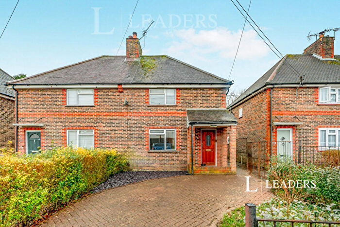 3 Bedroom Semi-Detached House To Rent In Ifield Road, Crawley, West Sussex, RH11