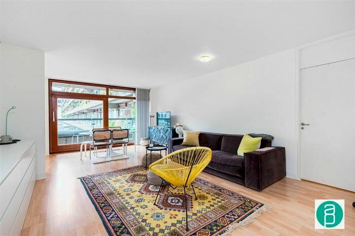 1 Bedroom Property To Rent In Mountjoy House, Barbican, London, EC2Y