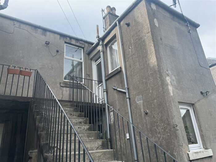2 Bedroom Flat To Rent In Brucefield Avenue, Dunfermline, KY11