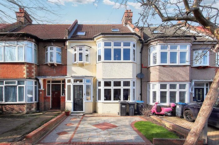 5 Bedroom Terraced House For Sale In Shirley Park Road, Shirley Park, CR0
