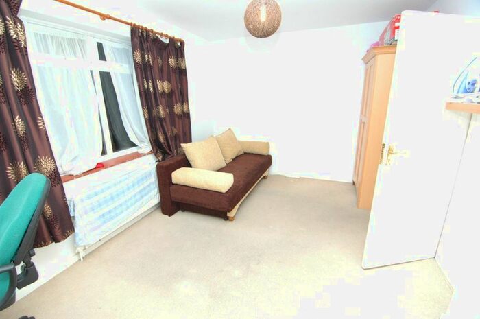 2 Bedroom Terraced House To Rent In More Close, London, E16