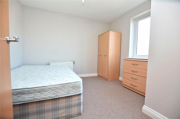2 Bedroom Apartment To Rent In William Court, Chalfont Road, London, SE25
