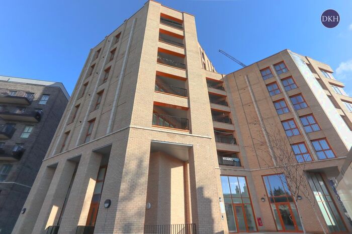 1 Bedroom Flat To Rent In Marri Street, Watford, Hertfordshire, WD24