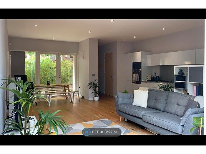 1 Bedroom Flat To Rent In Wastdale Road, London, SE13