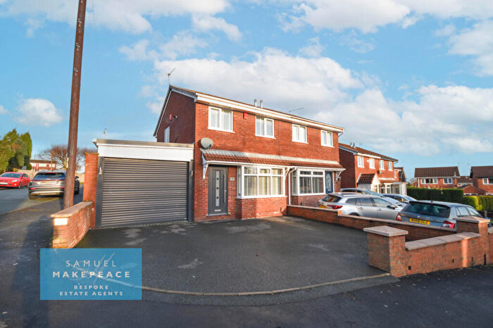 3 Bedroom Semi Detached House For Sale In Wenlock Close, Mitchells Wood, Newcastle-Under-Lyme, ST5