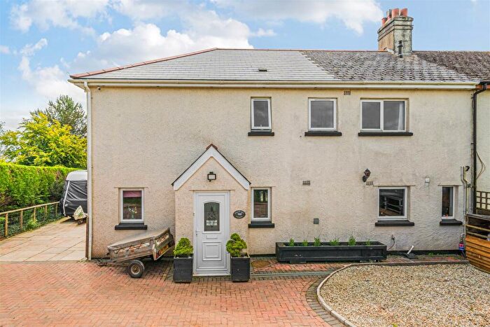 4 Bedroom Semi-Detached House For Sale In Wayside, Pennymoor, Tiverton, EX16