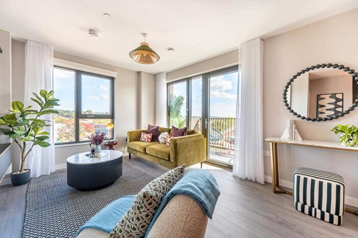 2 Bedroom Flat For Sale In Wembley Park Gardens, Wembley Park, HA9