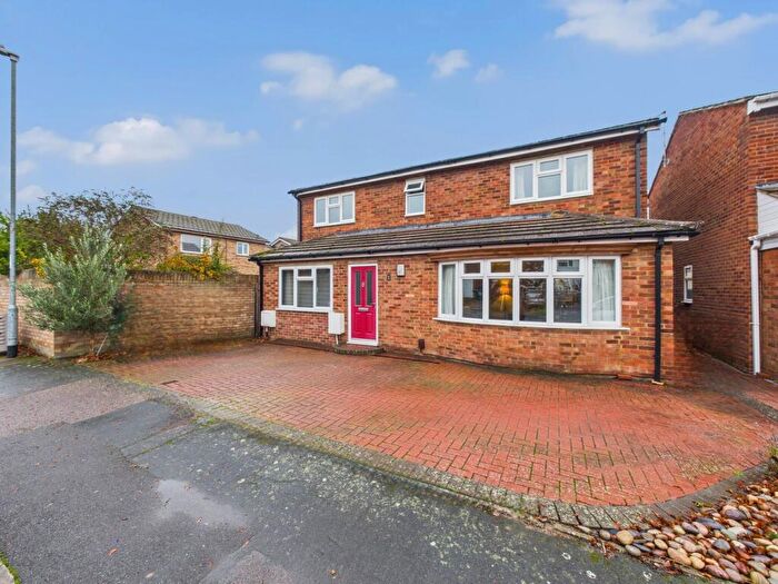 4 Bedroom Detached House For Sale In Cedar Close, Melbourn, Royston, SG8