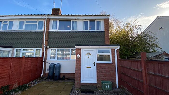 3 Bedroom Terraced House To Rent In Roughmoor Crescent, Taunton, TA1