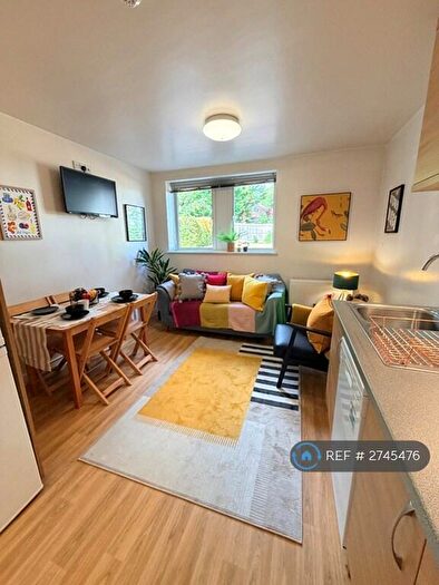 4 Bedroom Flat To Rent In Fieldings Lodge, Winchester, SO22