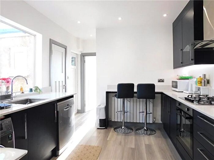 3 Bedroom Maisonette To Rent In London Road, Ashford, TW15