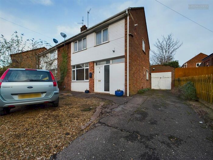 3 Bedroom Semi-Detached House To Rent In Church Street, Stanground, Peterborough, PE2
