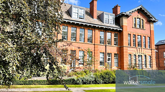 2 Bedroom Apartment To Rent In Flat, The Old School House, Victoria Gardens, Hyde Park, Leeds, West Yorkshire, LS6