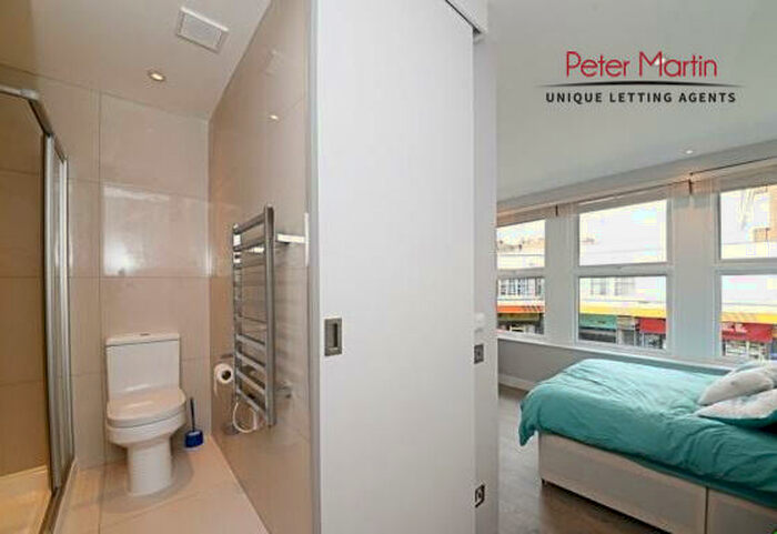 Apartment To Rent In Prime House, Sentinel Square, Hendon, NW4