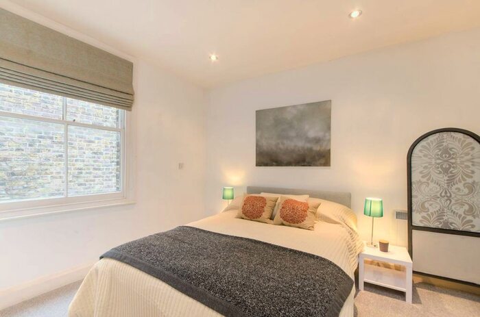 2 Bedroom Flat To Rent In Finborough Road, Chelsea, London, SW10