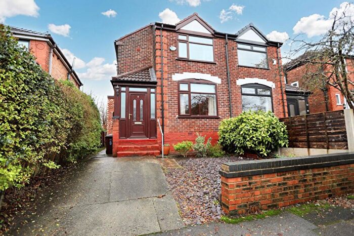 3 Bedroom Semi Detached House For Sale In Eastleigh Road, Prestwich, M25