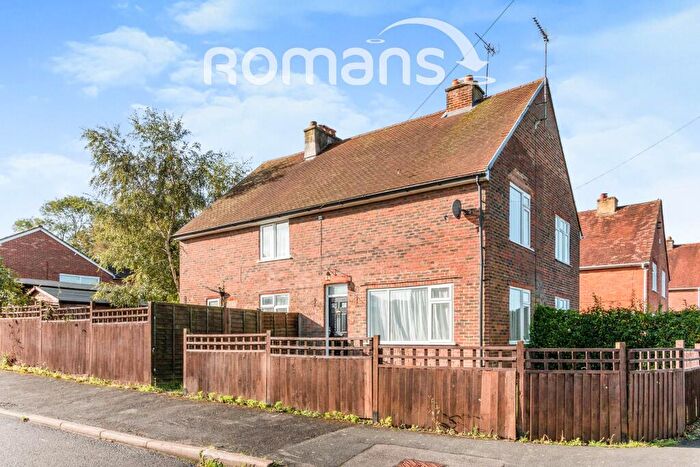 2 Bedroom House To Rent In Greenfield Road, Farnham, Surrey, GU9