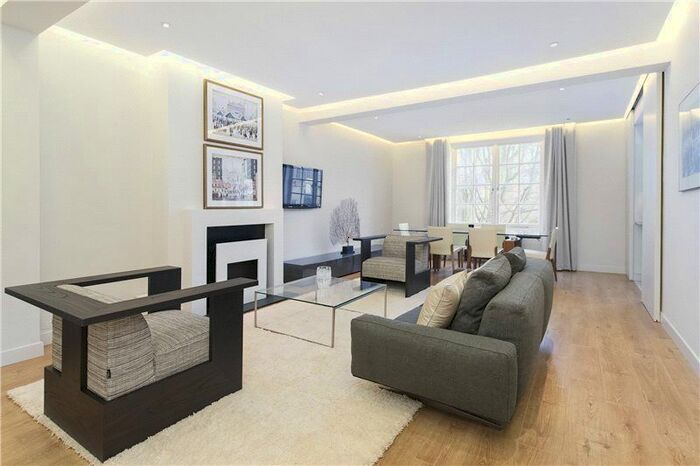 2 Bedroom Flat To Rent In Dunraven Street, Mayfair, London, W1K