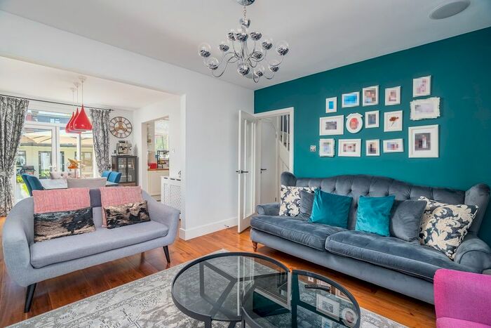 3 Bedroom Semi-Detached House To Rent In Lankers Drive, Harrow, HA2