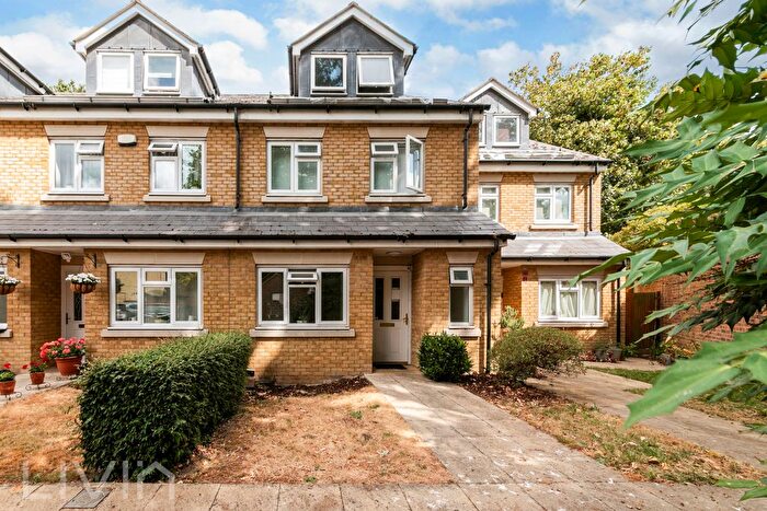 Studio To Rent In King's Road, South Norwood, SE25