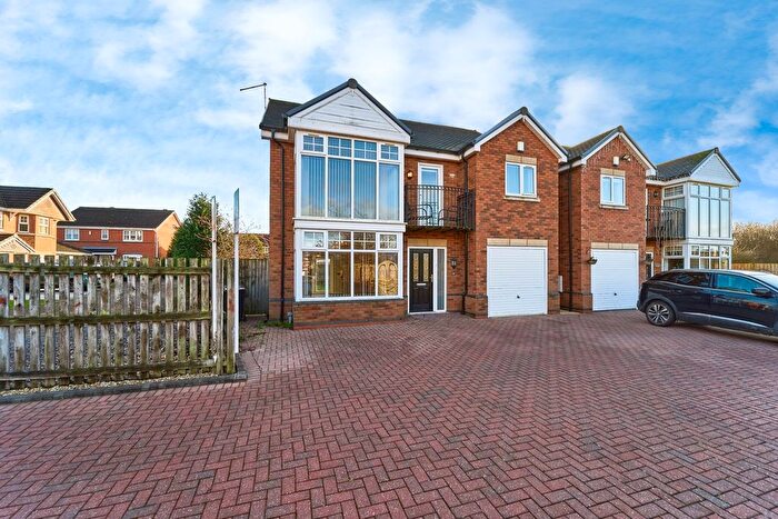 4 Bedroom Detached House For Sale In Marlpool Drive, Pelsall, Walsall, West Midlands, WS3