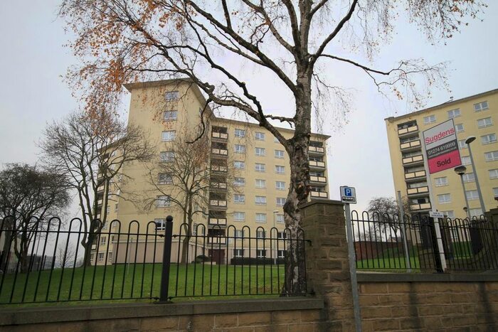 2 Bedroom Flat To Rent In Fairfax House, Barkerend Road, Bradford, BD1