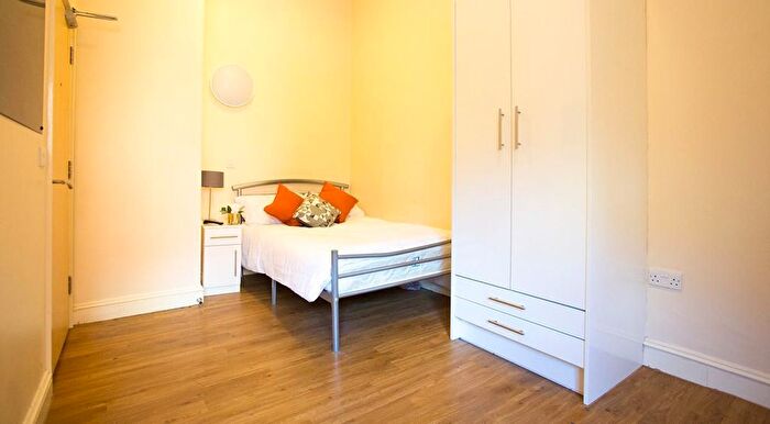 Studio To Rent In Heald Grove, Rusholme, Manchester, M14