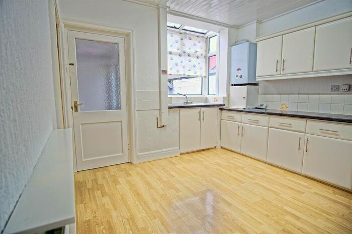2 Bedroom End Of Terrace House To Rent In Murdock Avenue, Ashton-On-Ribble, Preston, PR2