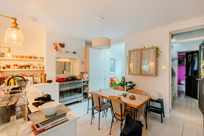 2 Bedroom Terraced House For Sale In King William Street, Southville, Bristol, BS3