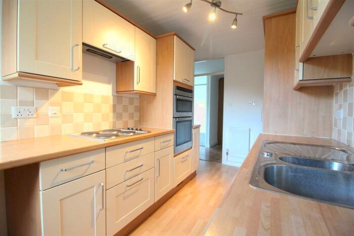 2 Bedroom Flat To Rent In Tunnel Road, The Park, Nottingham, NG7