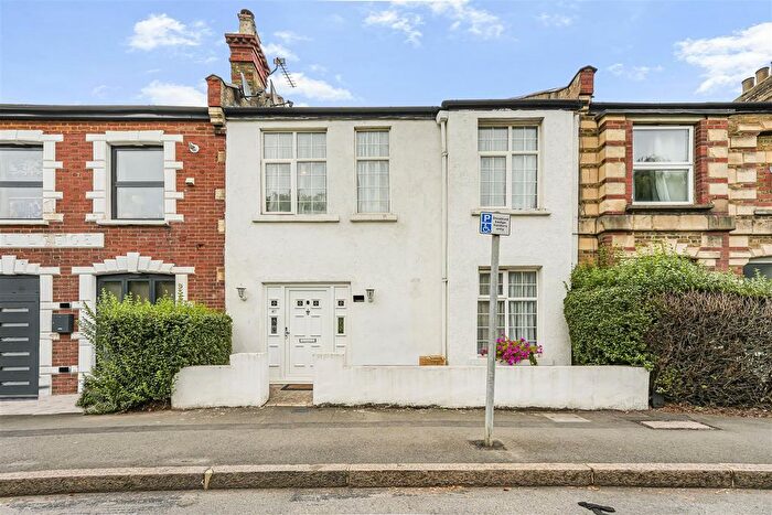 4 Bedroom Terraced House For Sale In Grand Drive, Raynes Park, SW20