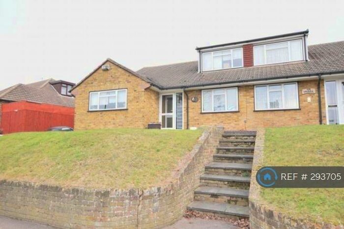 4 Bedroom Semi-Detached House To Rent In Perry Hall Road, Orpington, BR6