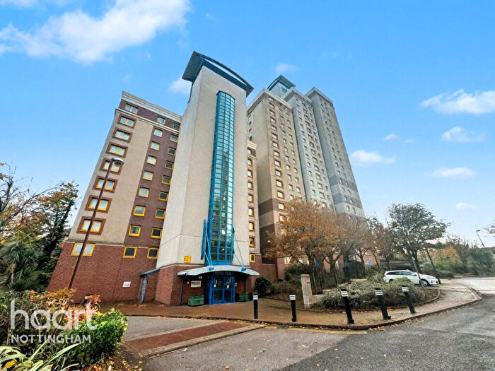 2 Bedroom Apartment For Sale In Willow View, Nottingham, NG7