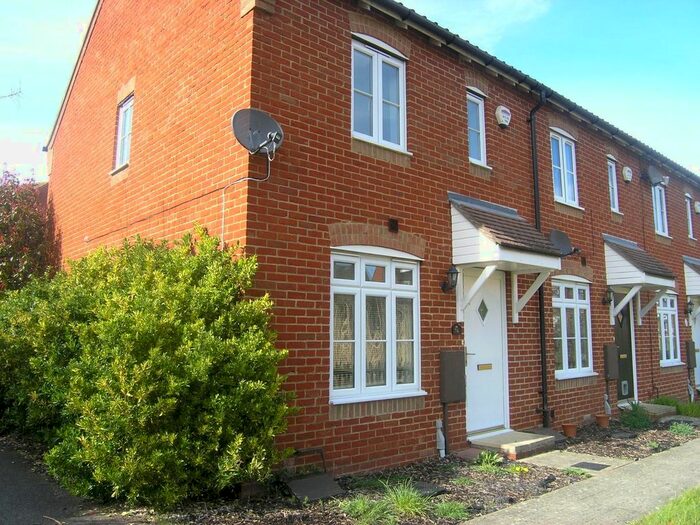 2 Bedroom End Of Terrace House To Rent In Imperial Way, Singleton, Ashford, TN23