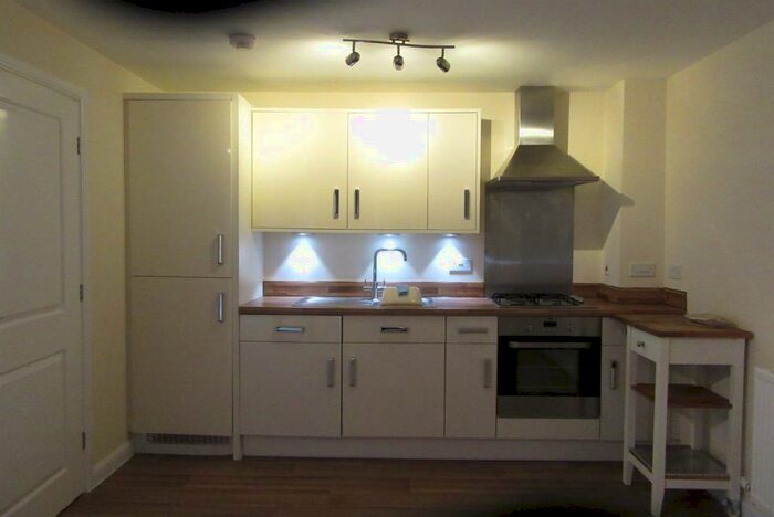 2 Bedroom Semi-Detached House To Rent In Waters Edge, Kings Sconce Avenue, Newark, NG24