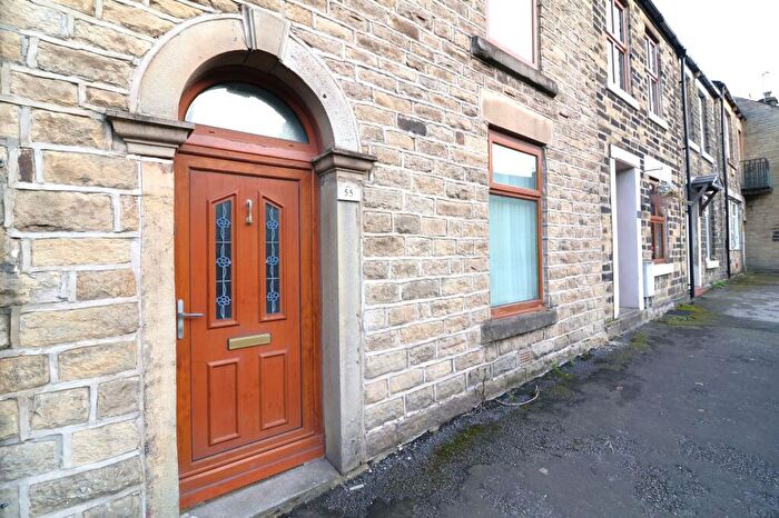 4 Bedroom Terraced House For Sale In Charlestown Road, Glossop, SK13