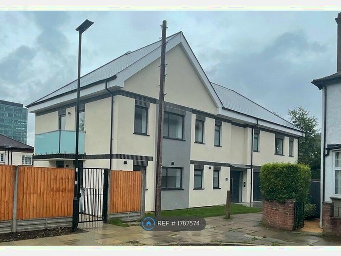 1 Bedroom Flat To Rent In Clitherow Road, Brentford, TW8