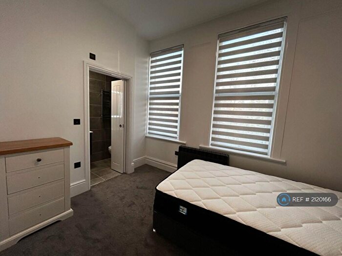 2 Bedroom Flat To Rent In Stanton Road, Croydon, CR0