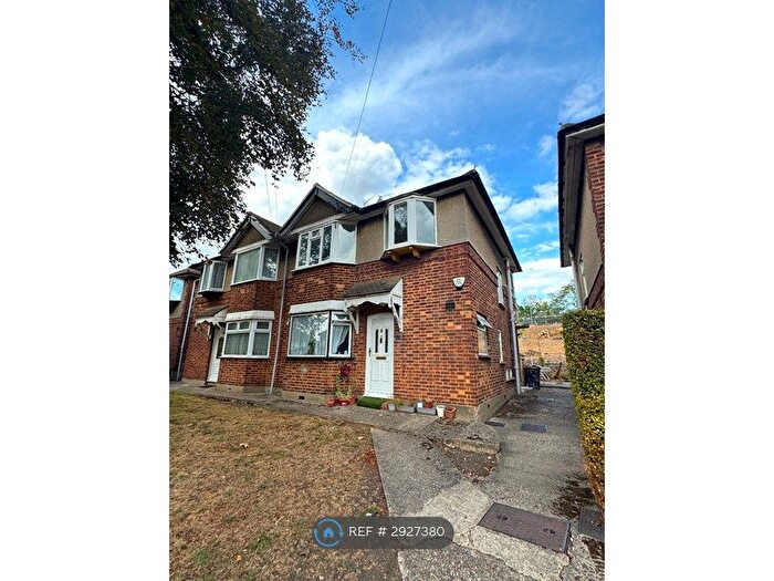 2 Bedroom Maisonette To Rent In Lowther Road, Stanmore, HA7