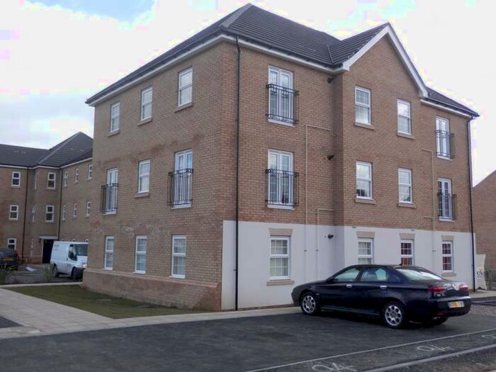 2 Bedroom Apartment To Rent In Limestone Grove Houghton Regis, LU5