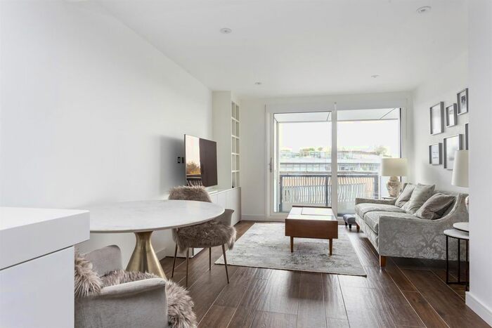 1 Bedroom Flat To Rent In Bramah House, Grosvenor Waterside, Gatliff Road, London, SW1W