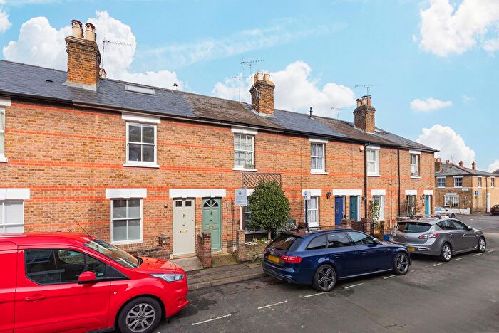 2 Bedroom Cottage To Rent In Audley Road, Richmond, TW10