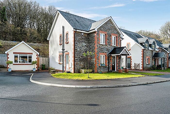 3 Bedroom Detached House For Sale In Crib Y Lan, Gwaelod-Y-Garth, Cardiff, CF15