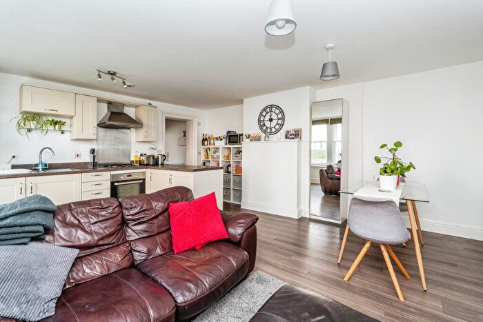 1 Bedroom Flat For Sale In Colby Street, Southampton, Hampshire, SO16