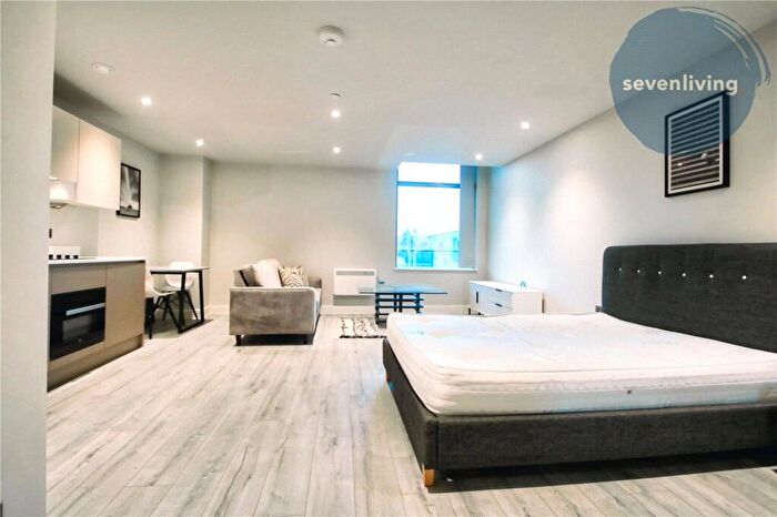 Apartment To Rent In Thames Valley, Wokingham Road, Bracknell, Berskhire, RG42