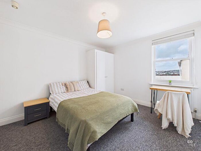 2 Bedroom Flat To Rent In Islingword Road, Brighton, BN2